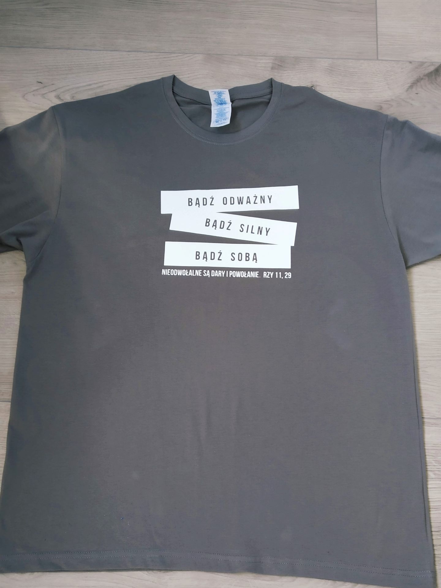 T-shirt męski Bądź odważny, Bądź silny, Bądź sobą szary "XL"